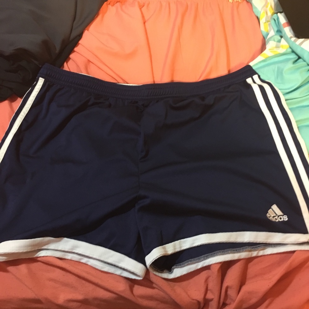 NWOT Navy and white adidas shorts